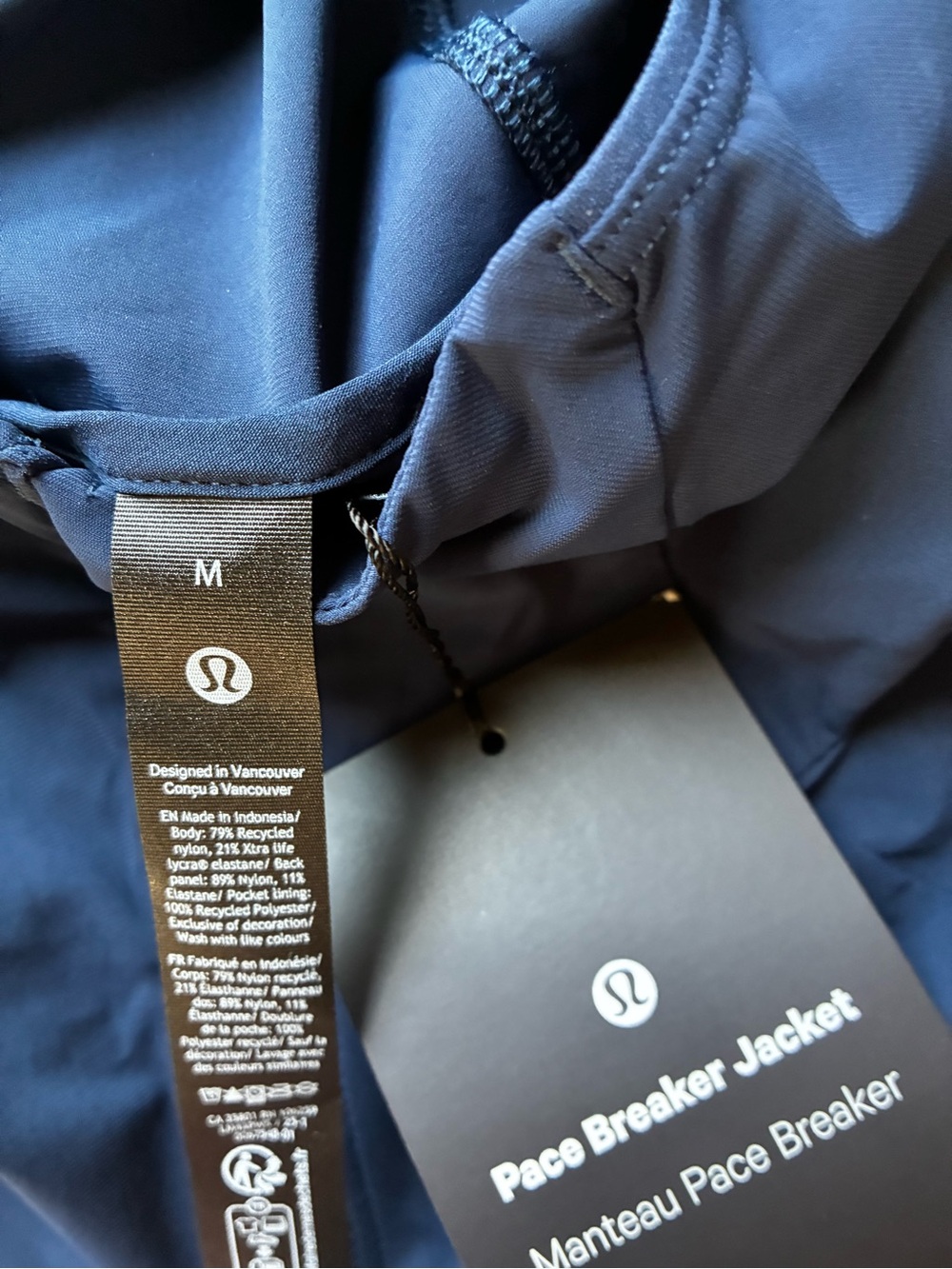 lululemon athletica Men's pace breaker jacket- Navy - Picture 2 of 2